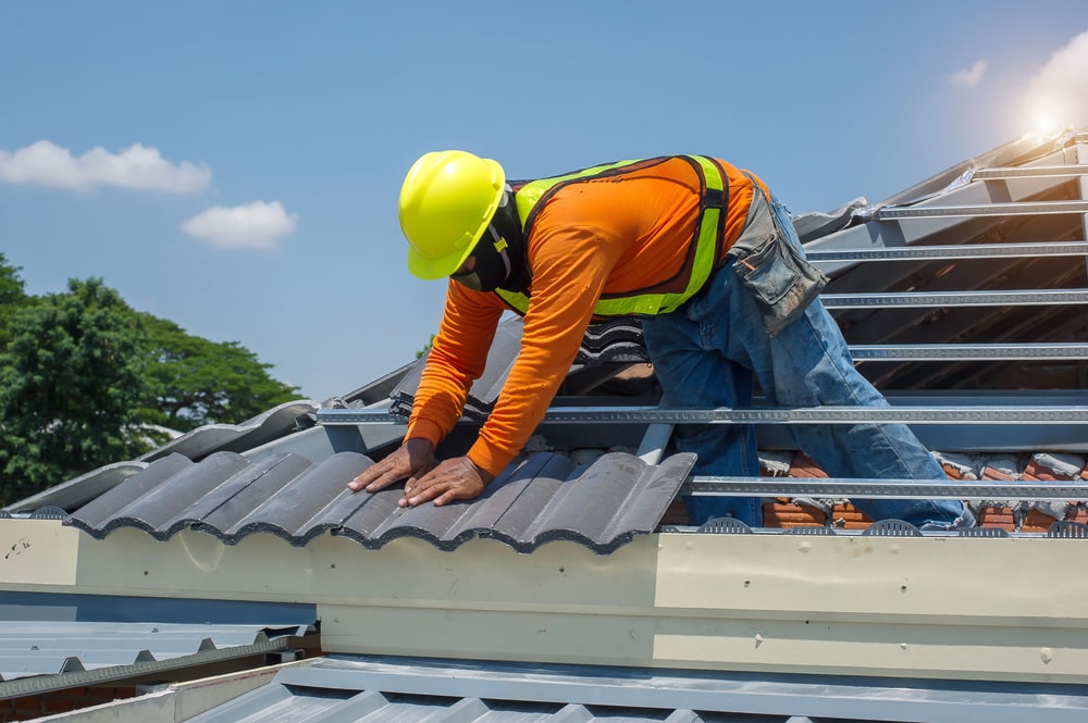 Roofing Contractors Anoka County, MN - Advantage Construction