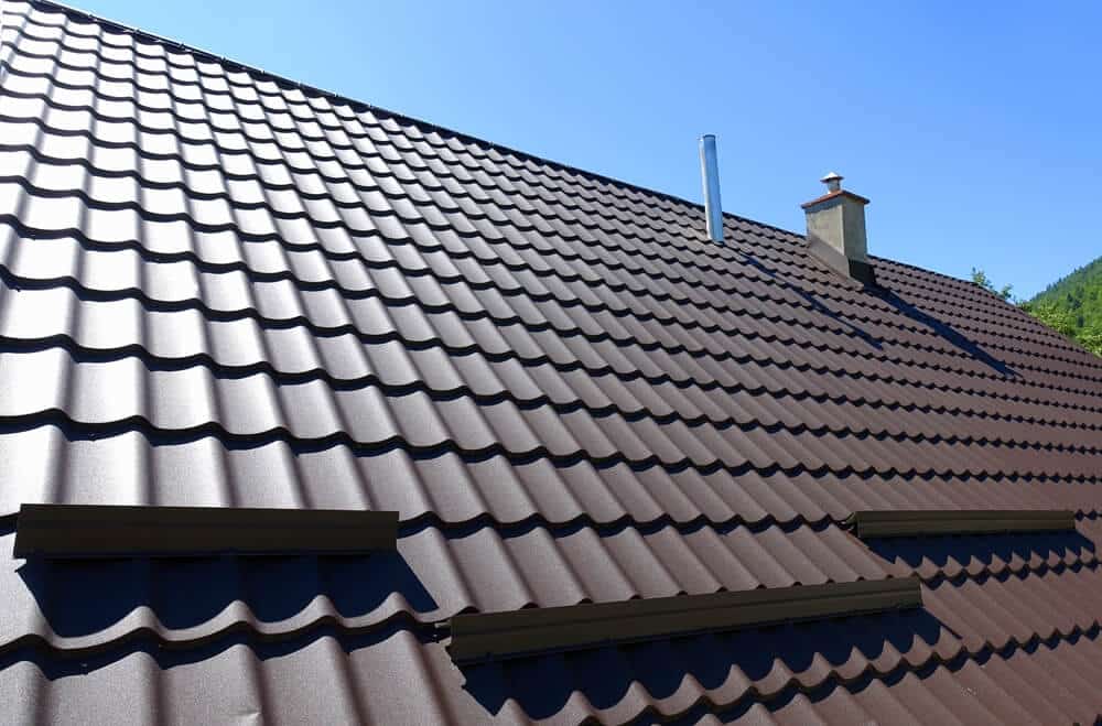 How Long Is a Roof Designed to Last? - Advantage Construction